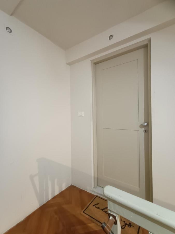Apartamento La Tana Di Alice Múggia Exterior foto